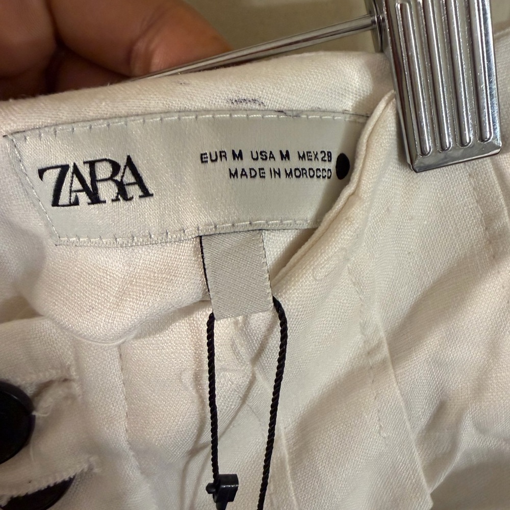 Zara Cream Button-Front Shirt